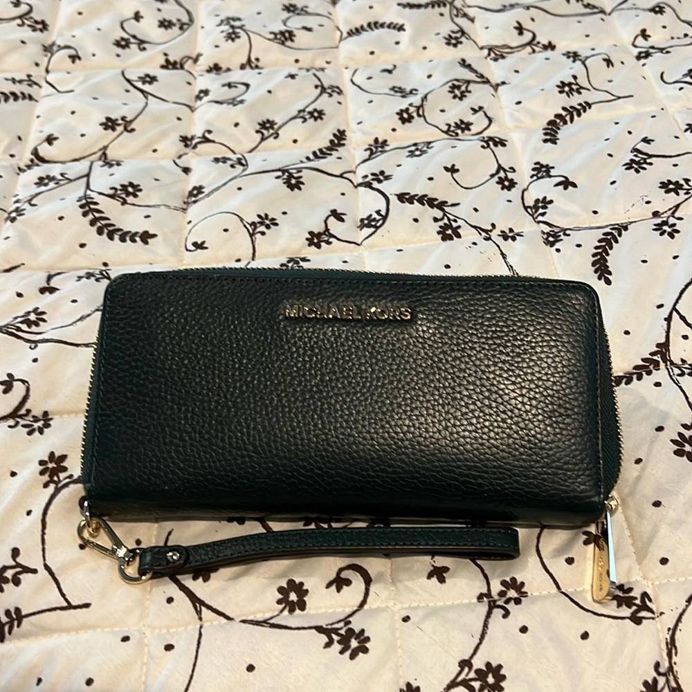 Dark green large Michael Kors wallet
